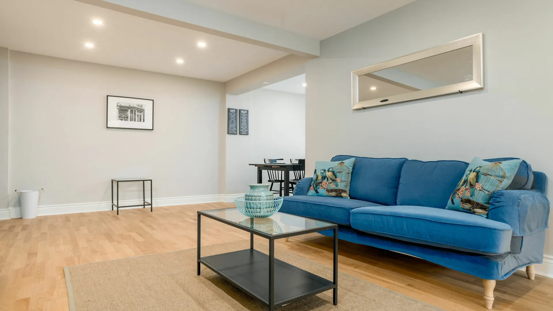 Spacious 2Br In Downtown Mtl By Sonder Montréal Kanada