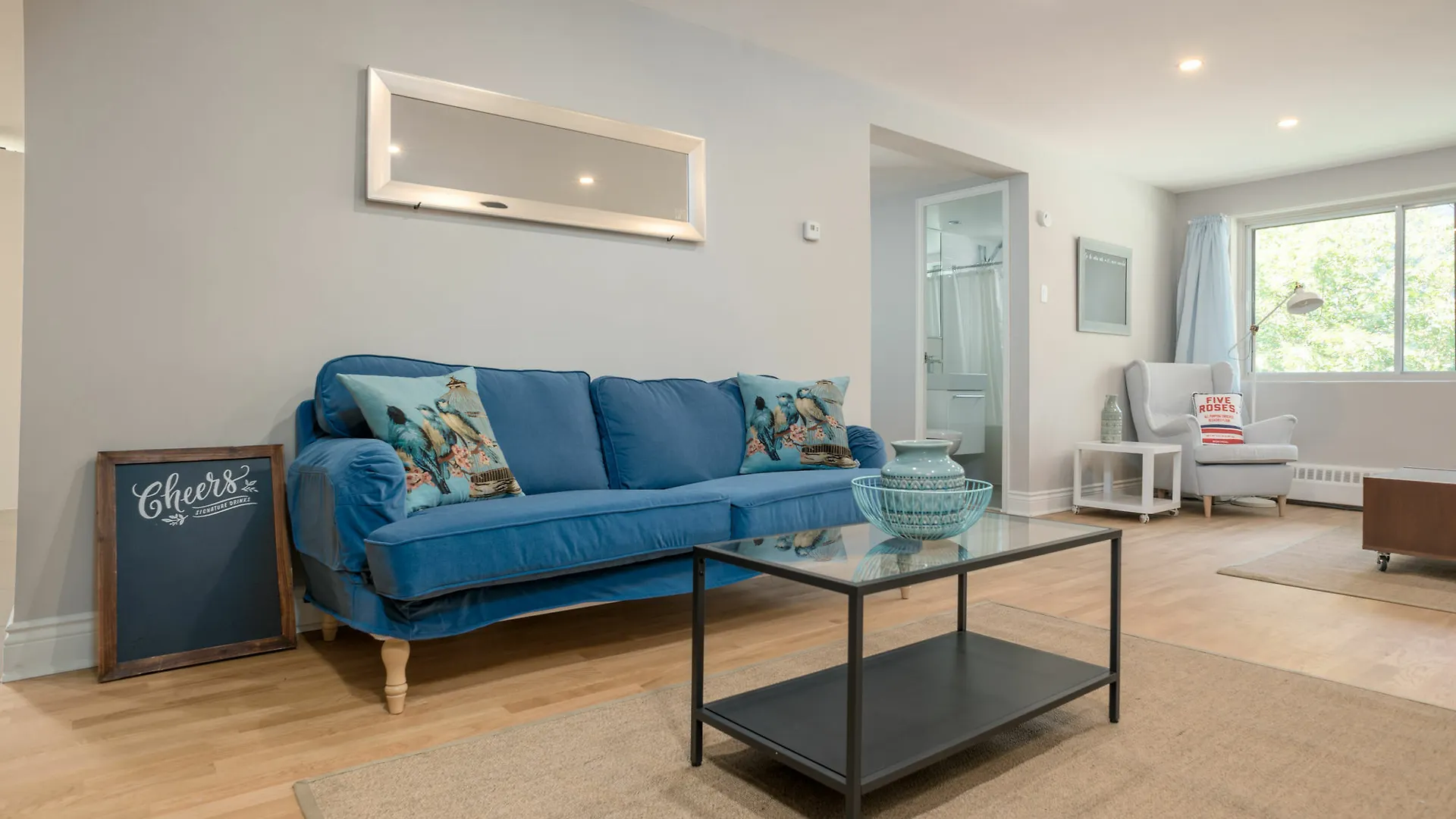 Daire Spacious 2Br In Downtown Mtl By Sonder Montréal Kanada