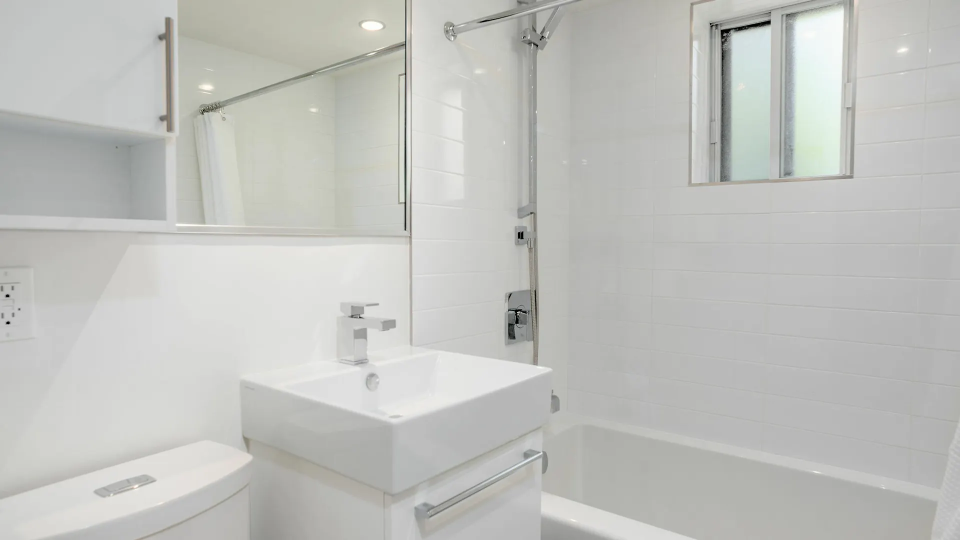 Spacious 2Br In Downtown Mtl By Sonder Montréal
